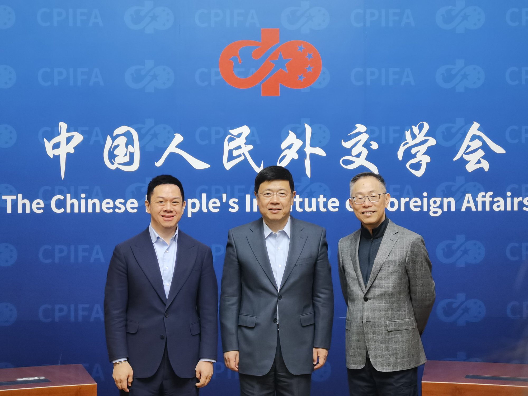 Vice President Zou Xiaoli Meets with China-United States Exchange Foundation President James Chau